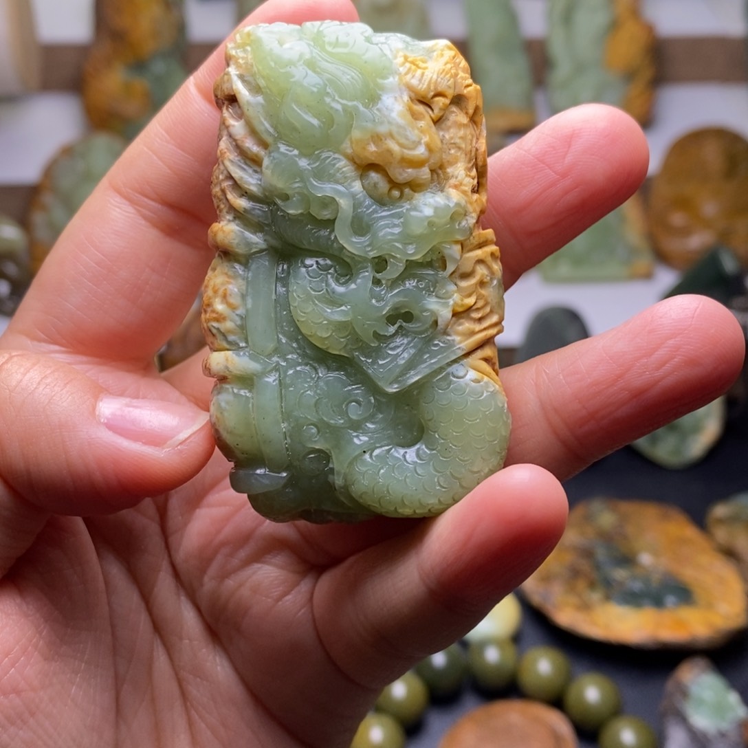 岫岩河磨玉（透闪石质玉）手把未镶嵌魅****轮