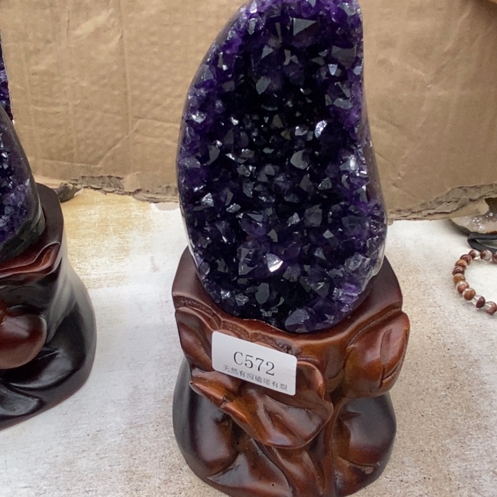 紫晶大型摆件（非配饰）未镶嵌