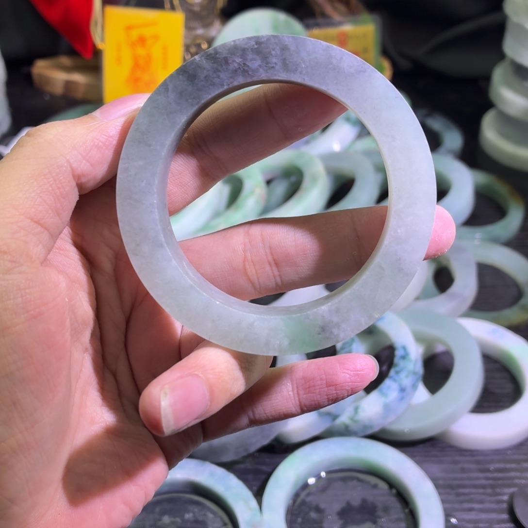 定制翡翠未镶嵌天然翡翠A货毛胚手镯定制
