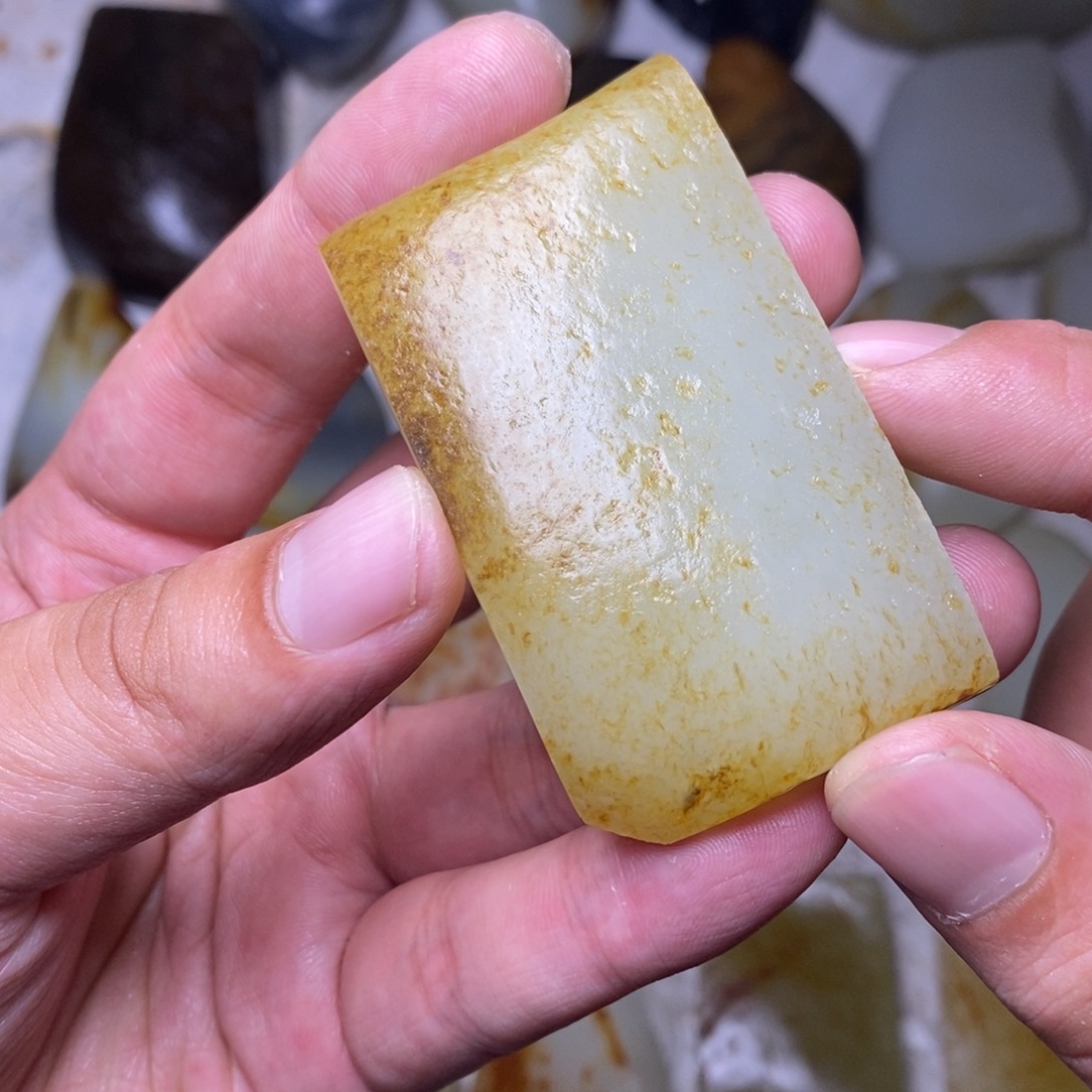 〆***ゾ和田玉未镶嵌定制和田玉