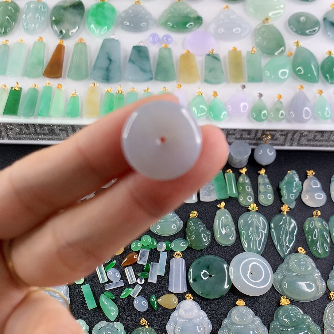 翡翠未镶嵌颈饰缅甸天然A货翡翠 平安扣