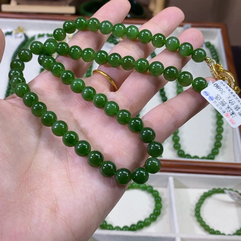 【闪购商品】和田玉（碧玉）颈饰未镶嵌