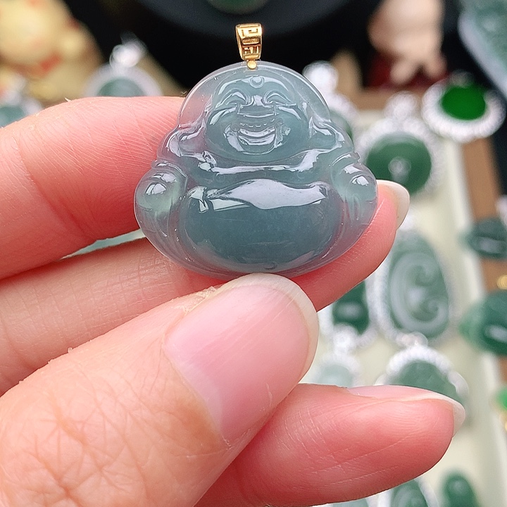 颈饰18K金镶嵌翡翠吊坠