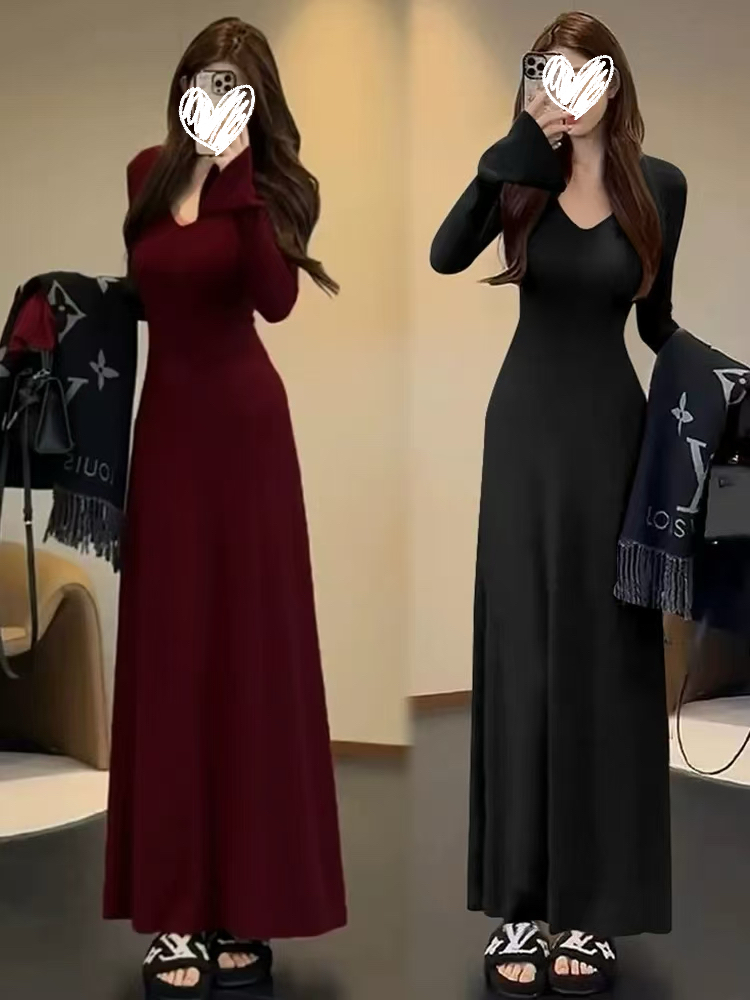 「与你长情」复古性感V领长袖连衣裙新款气质温柔收腰显瘦A字裙长裙