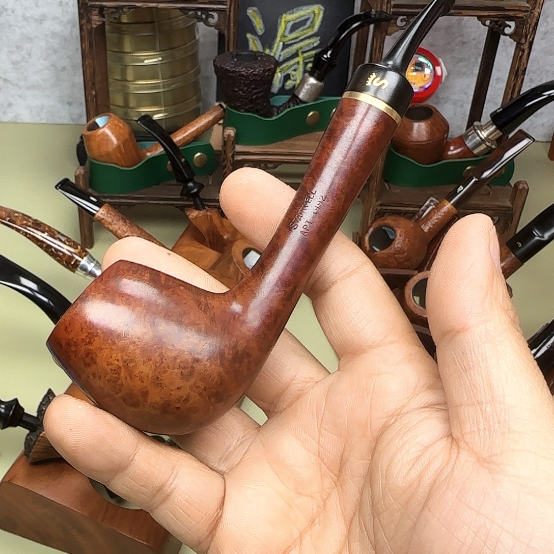 ¥***丹麦史丹威金冠124老烟斗