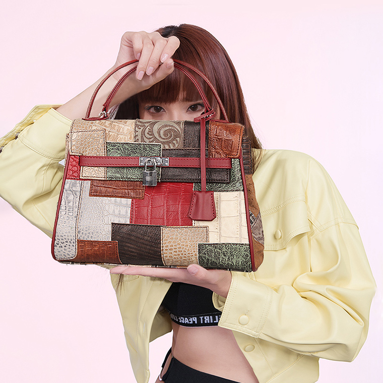 包包女士手提包新款时尚高级感真皮小众设计单肩斜挎包复古欧美