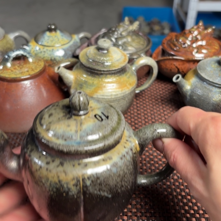 紫砂茶壶冷色宫灯280 C