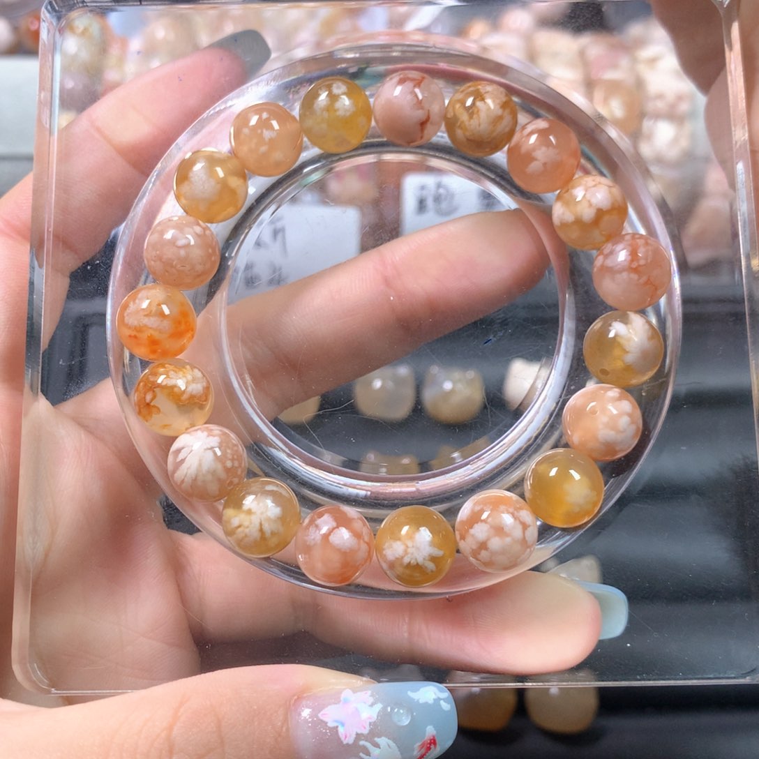 玛瑙/玉髓颈饰合金卡10金属矿成型花