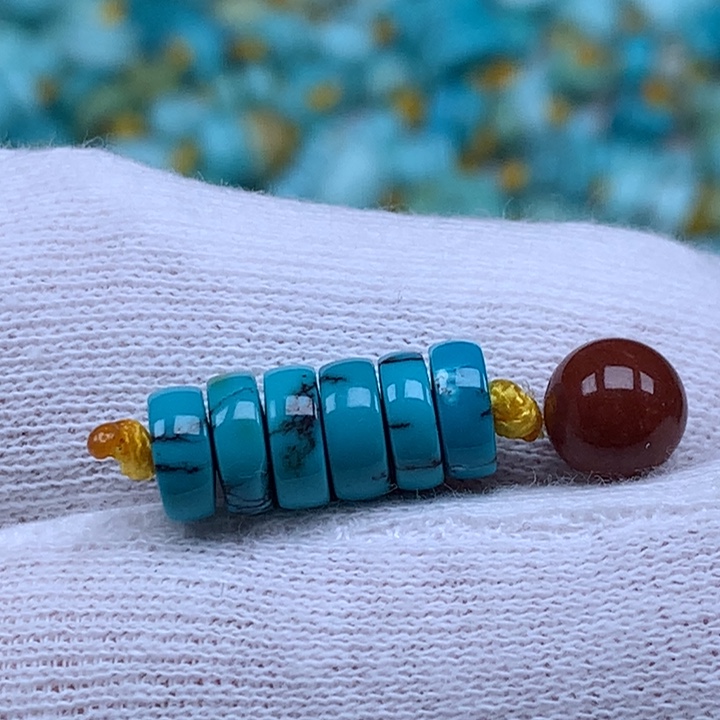 南红玛瑙未镶嵌珠宝奇石