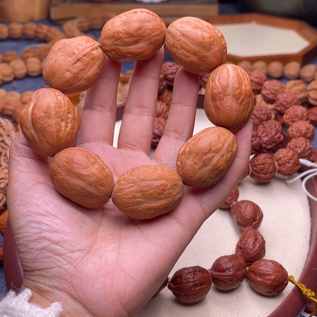 文玩核桃吊坠大枣