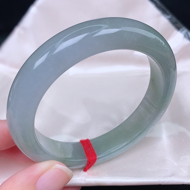 未镶嵌手镯翡翠天然