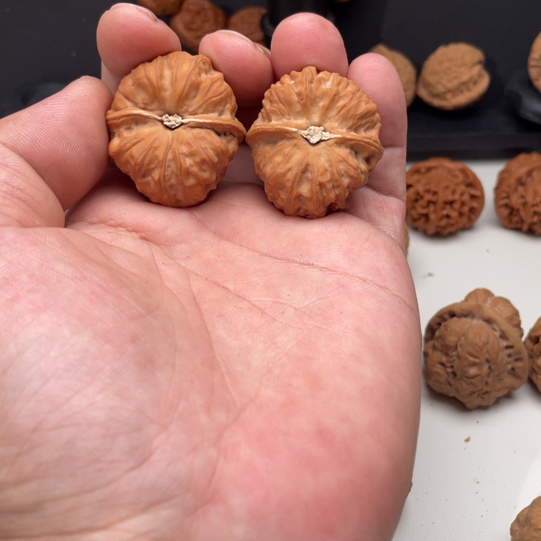 把件文玩核桃给***瞧门头沟34