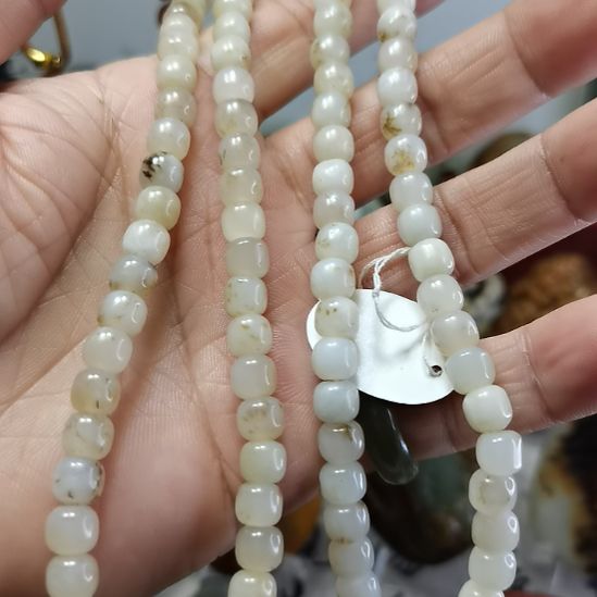 和田玉（糖玉）未镶嵌颈饰