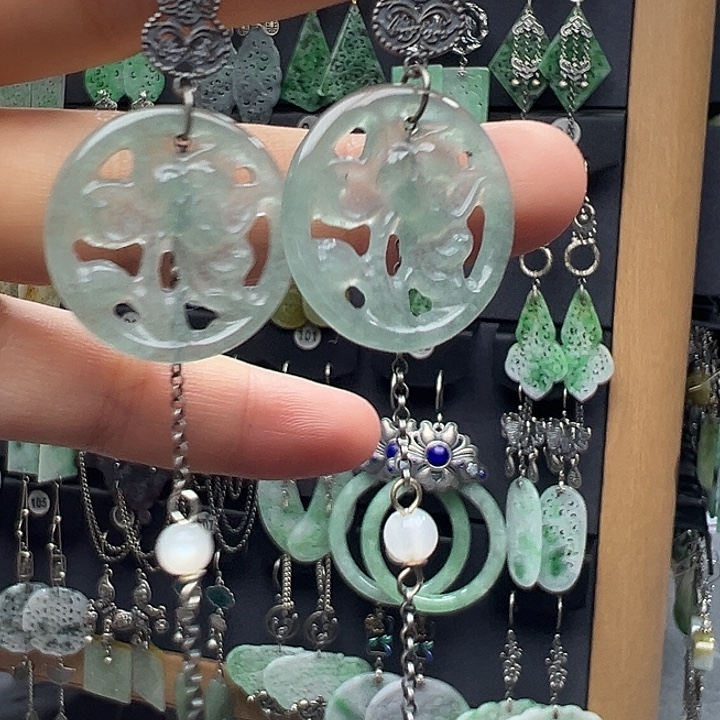 银S925镶嵌翡翠耳饰