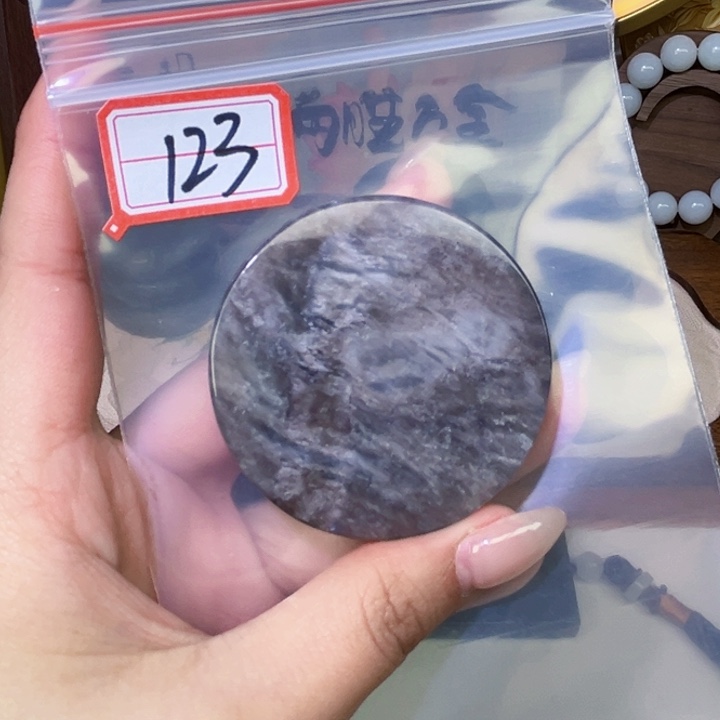 和田玉未镶嵌和田玉