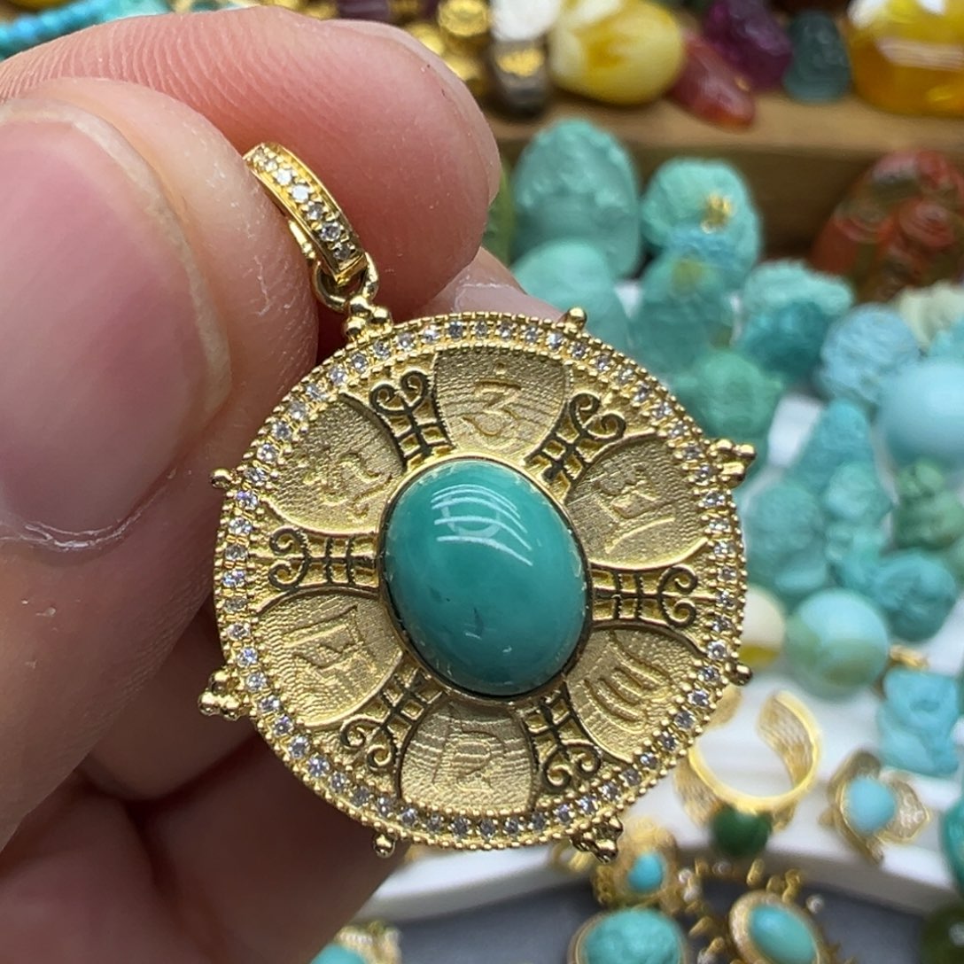 绿松石颈饰18K金镶嵌