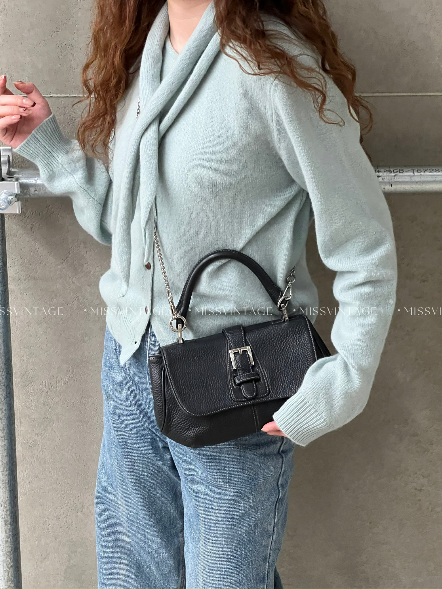 95新 LOEWE/罗意威 觅时/手提飞碟包/113798