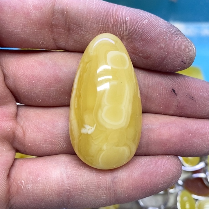 蜜蜡裸石未镶嵌吊坠