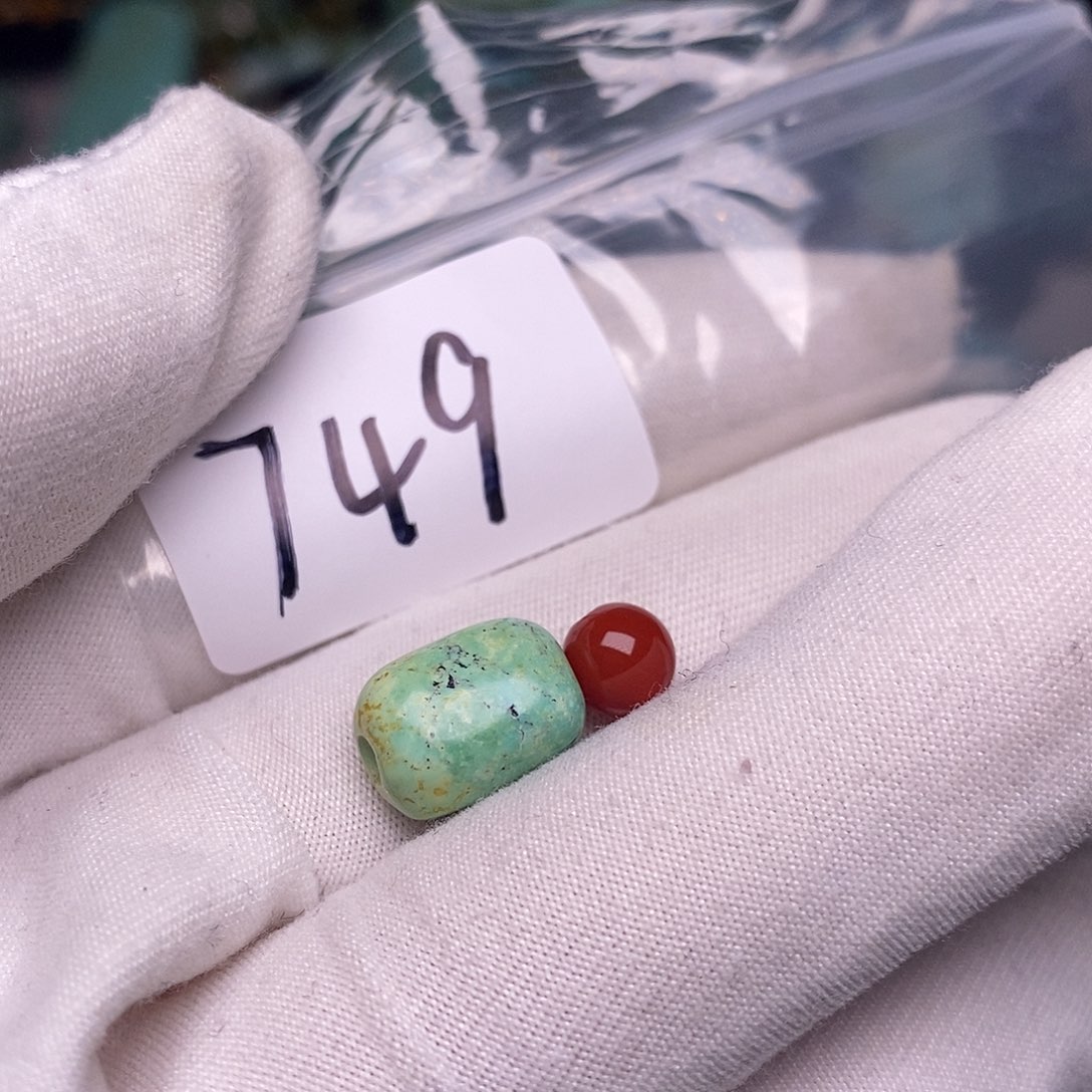 南红玛瑙未镶嵌珠宝奇石