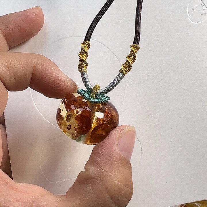 琥珀（花珀）未镶嵌颈饰