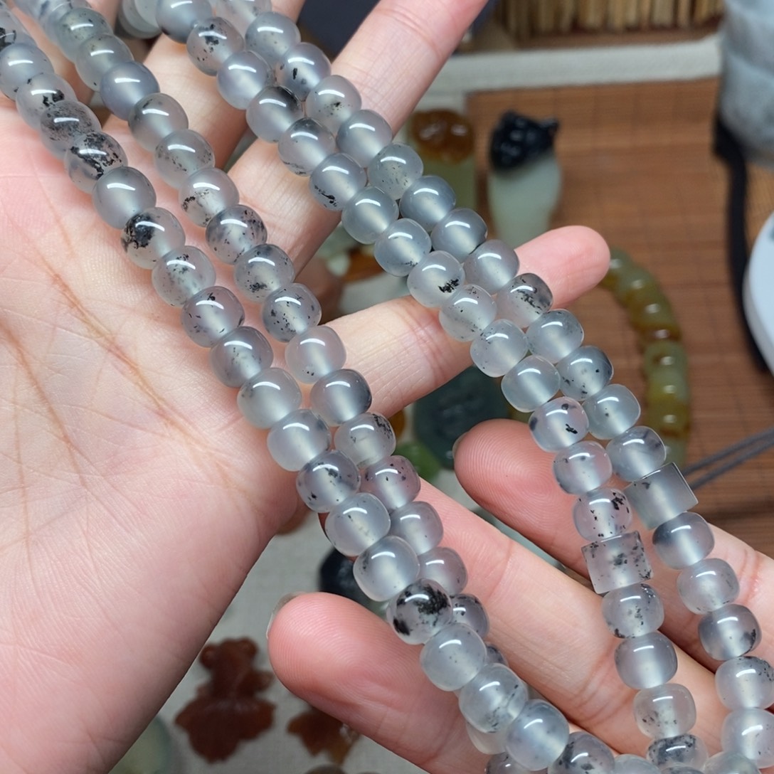 未镶嵌蛇纹石玉佛珠