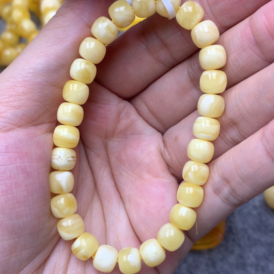 琥珀未镶嵌珠宝奇石7