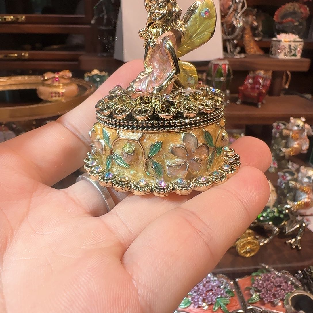 手工制品请勿吹毛求疵