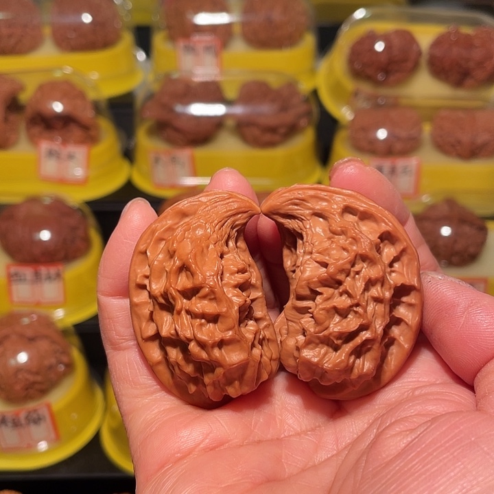 木质文玩麻核桃金钩鹰嘴