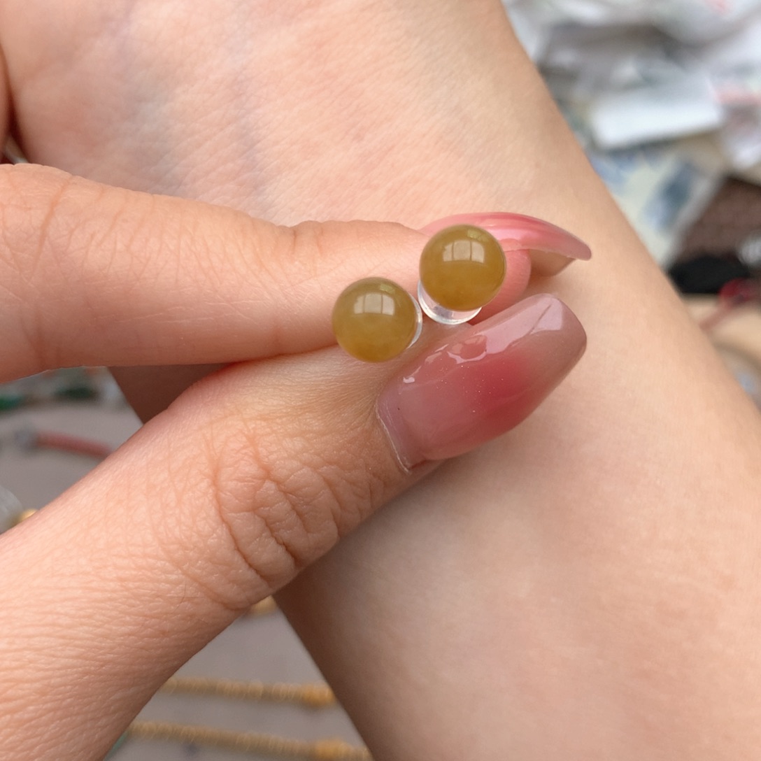18K金镶嵌挂件翡翠