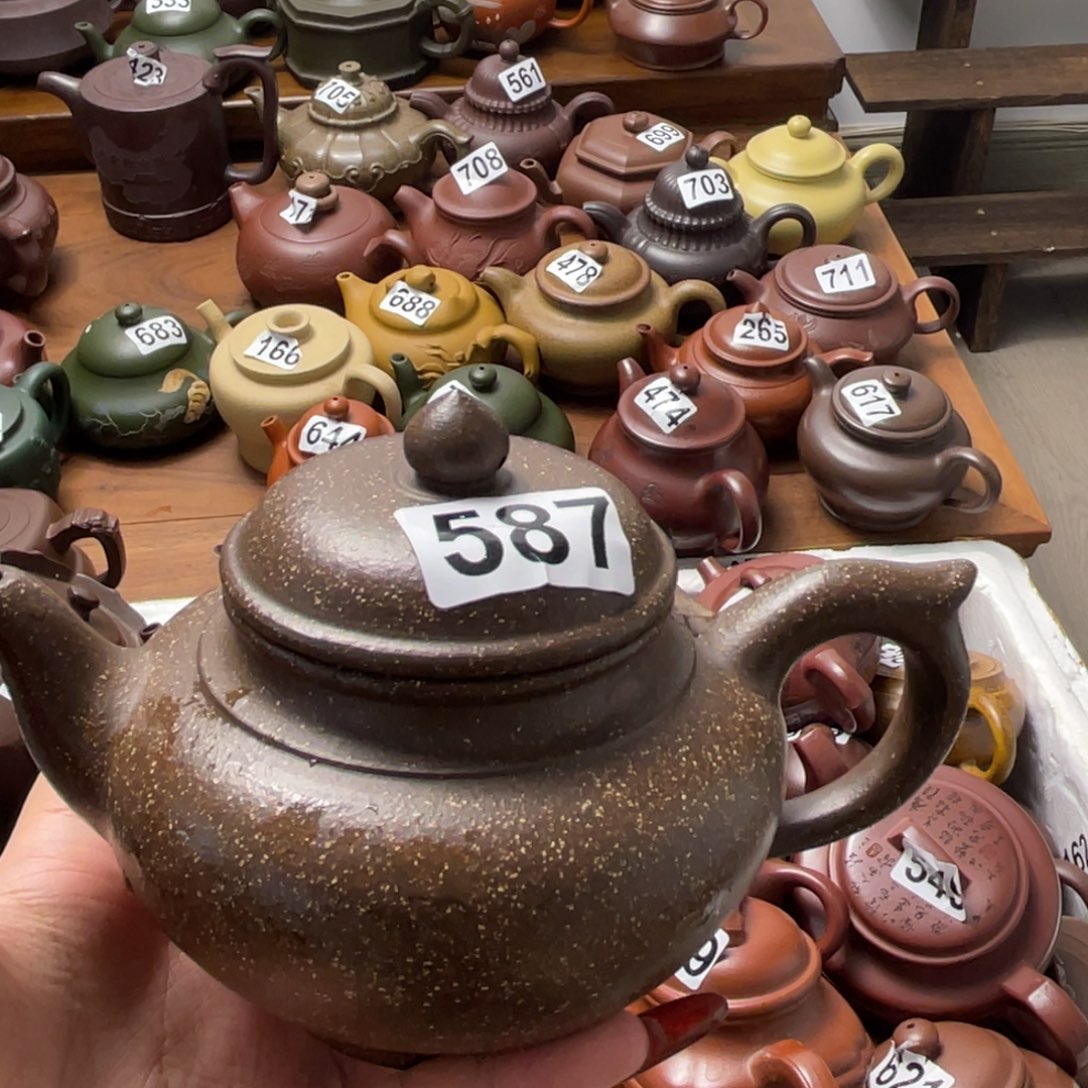 紫砂茶壶我***座紫砂微瑕