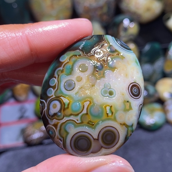 未镶嵌玛瑙/玉髓珠宝奇石