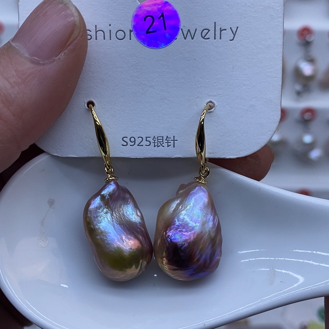 颈饰未镶嵌淡水珍珠