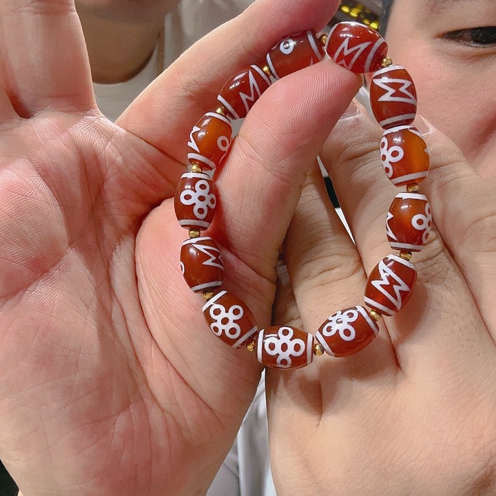 未镶嵌玛瑙/玉髓珠宝奇石