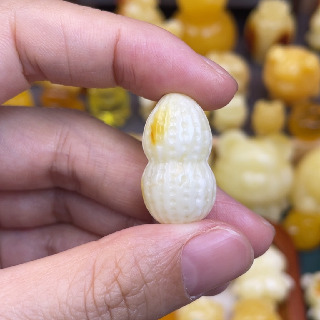 未镶嵌琥珀裸石蜜蜡