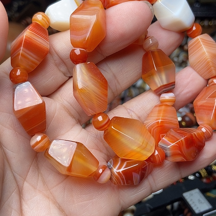 玛瑙/玉髓未镶嵌手链发一条