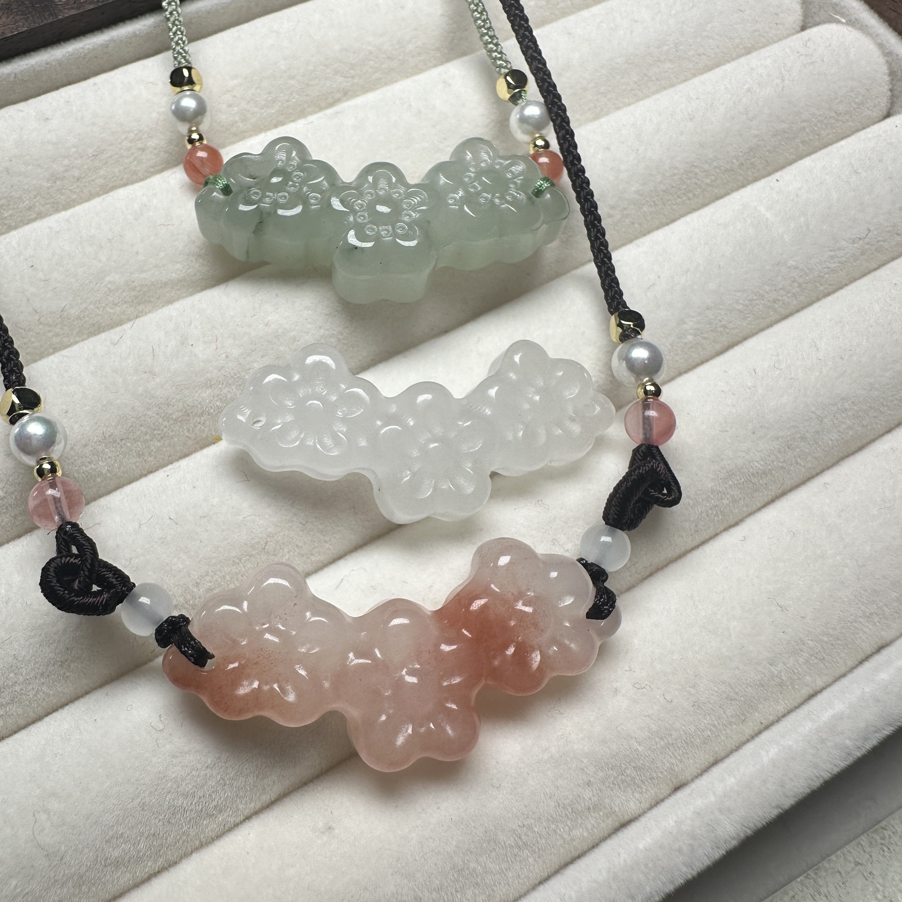 石英质玉天然天山翠吊坠三福花寓意福气满福运连福财满女温柔气质