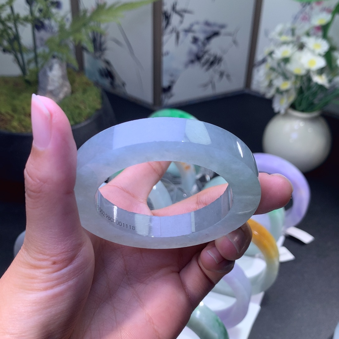 M***y定制翡翠未镶嵌翡翠