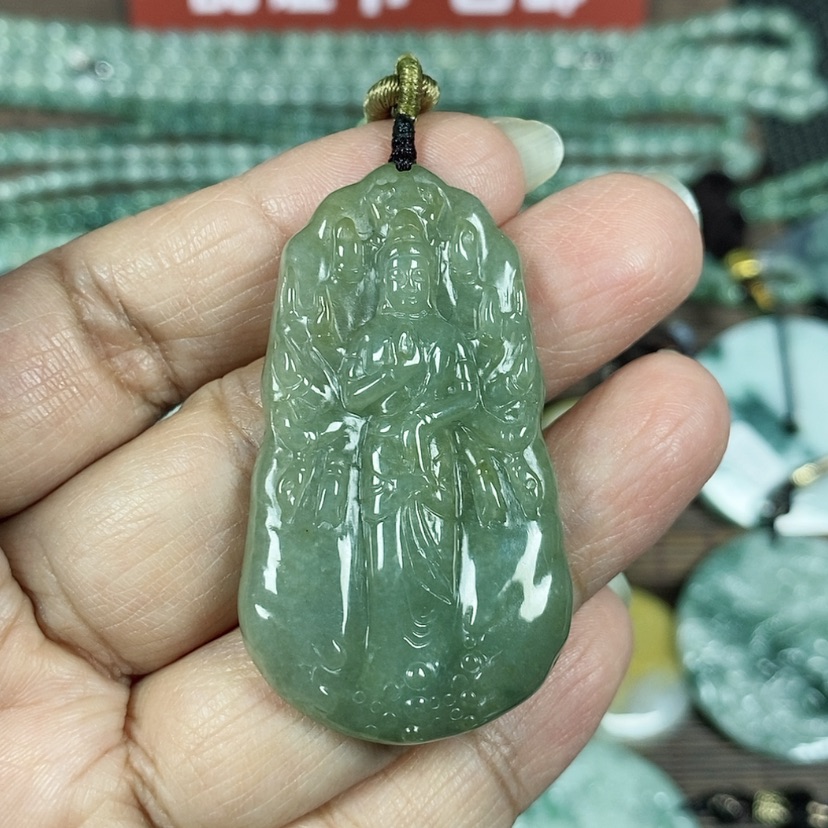 【闪购商品】翡翠颈饰未镶嵌玉吊坠翡翠玉站千手观音
