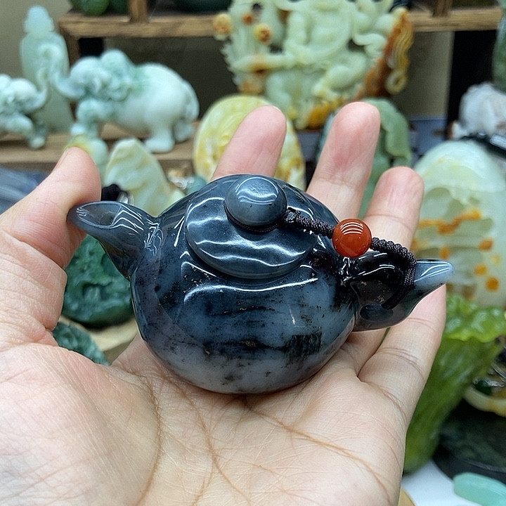 岫玉手把件未镶嵌