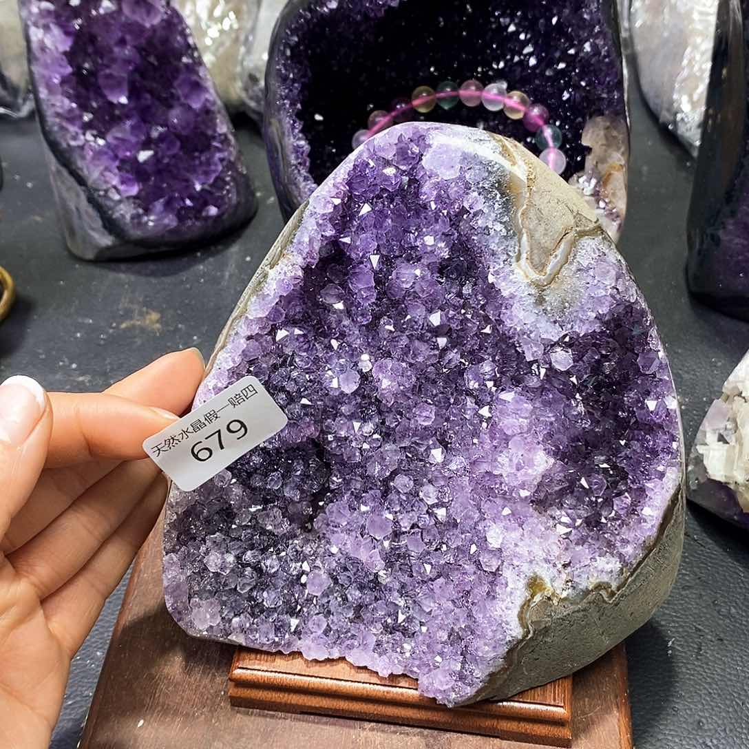 水晶大型摆件（非配饰）未镶嵌