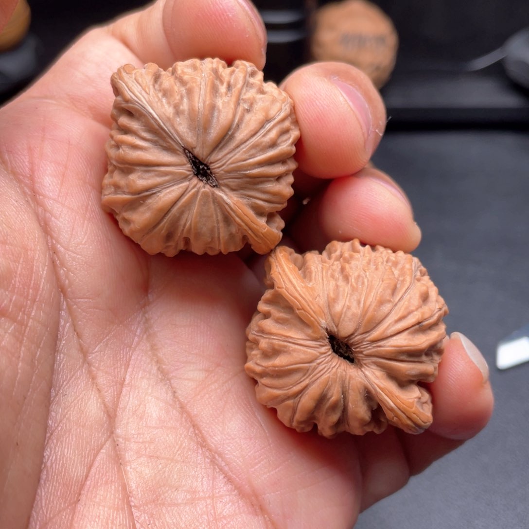 文玩核桃把件汉高楼（精修）