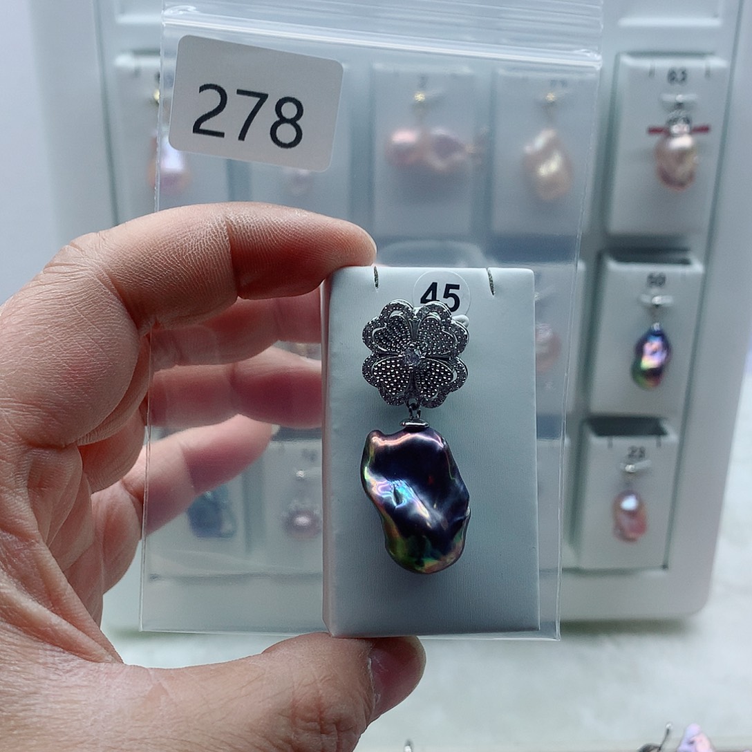 合金吊坠(不含链)淡水珍珠