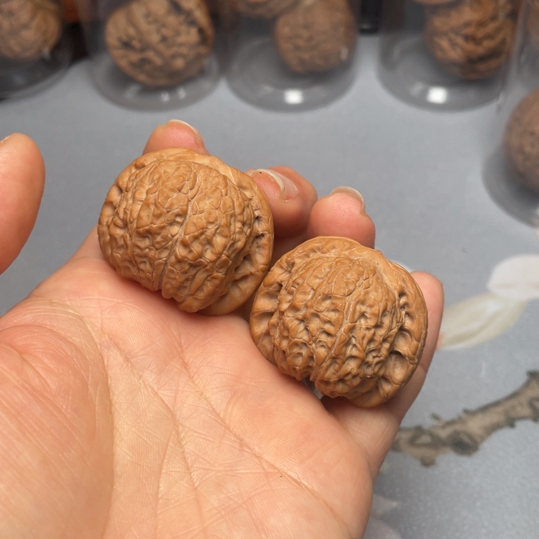 【闪购商品】文玩核桃吊坠血麒麟……