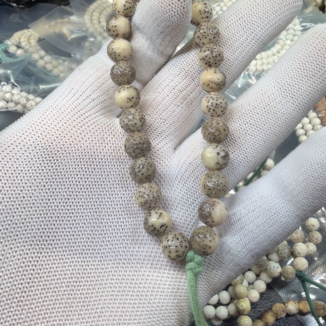 花***你星月菩提手串9雕刻龙蛋