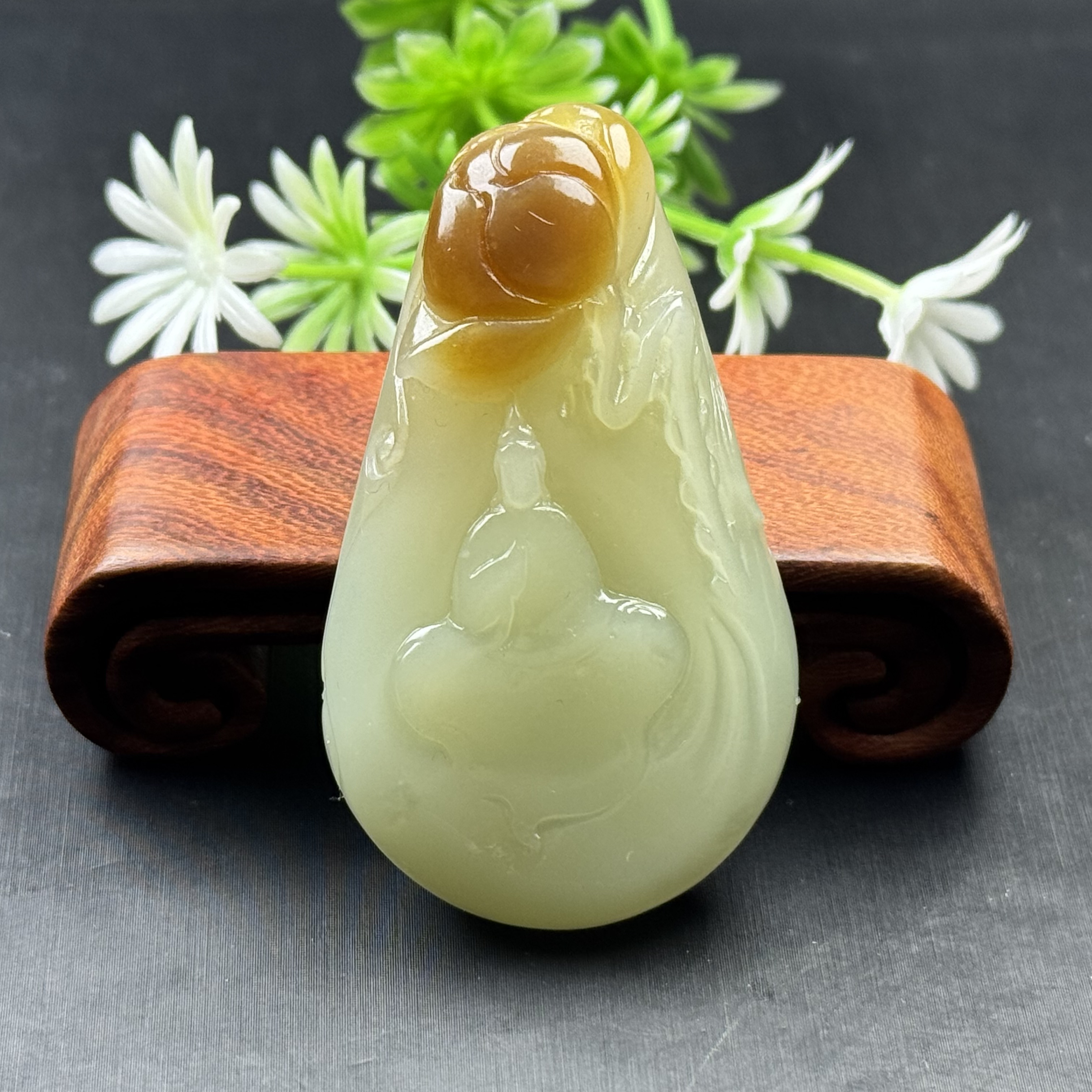 新疆和田玉且末料悟道吊坠 和田玉花开见佛吊坠 56*33*11mm 36g