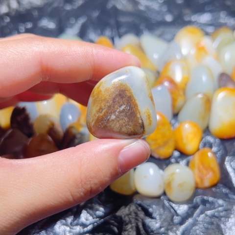 和田玉（子料）未镶嵌颈饰22.8克