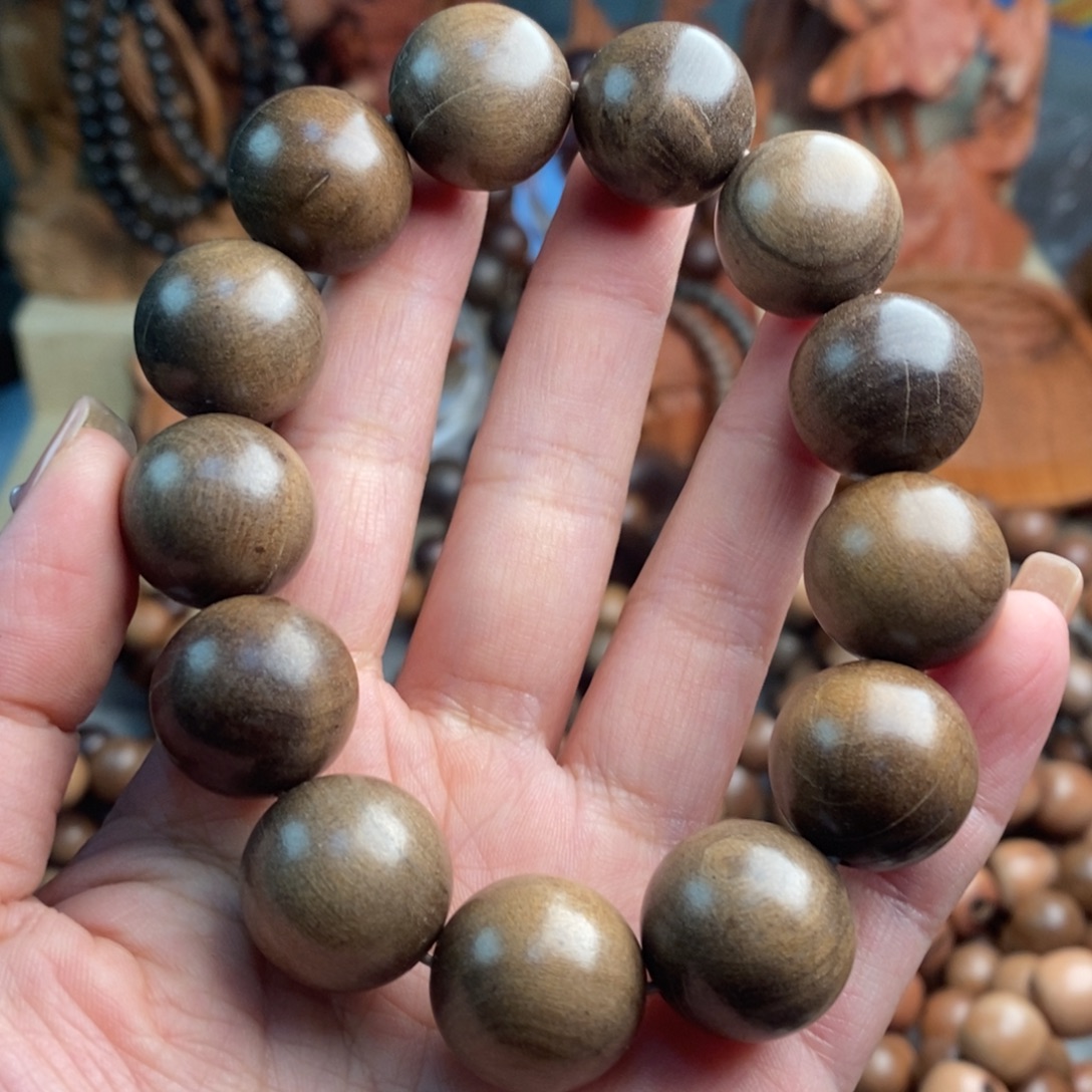檀香木手串/手链印度迈索尔老山檀大瑕疵奶香1.8圆
