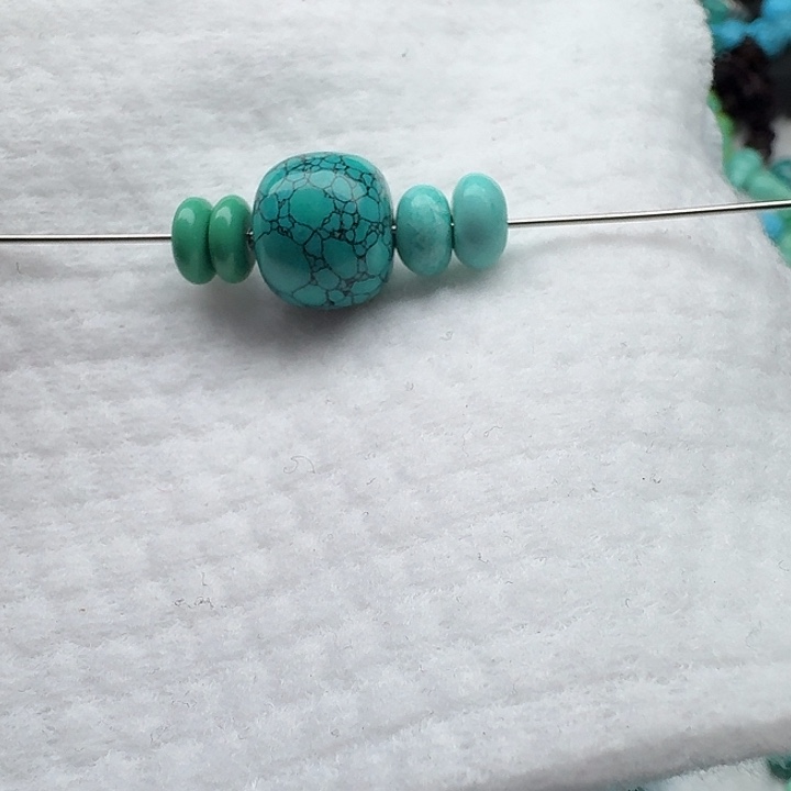 尺寸：14/12➕绿水草纹老型两颗，8绿隔片2颗，绿墩子8/4➕（2颗）