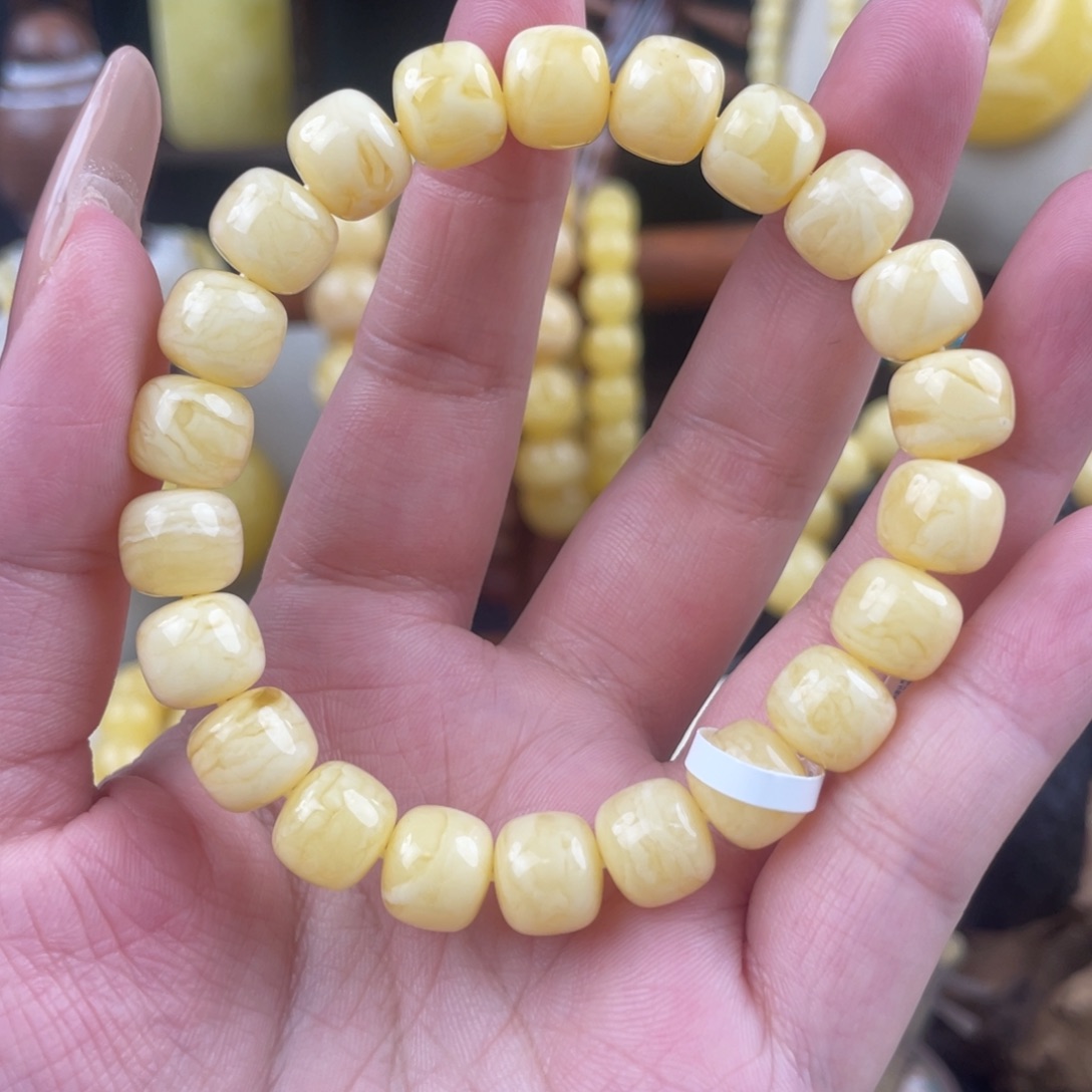 琥珀未镶嵌裸石浓蜡顺纹虎皮10