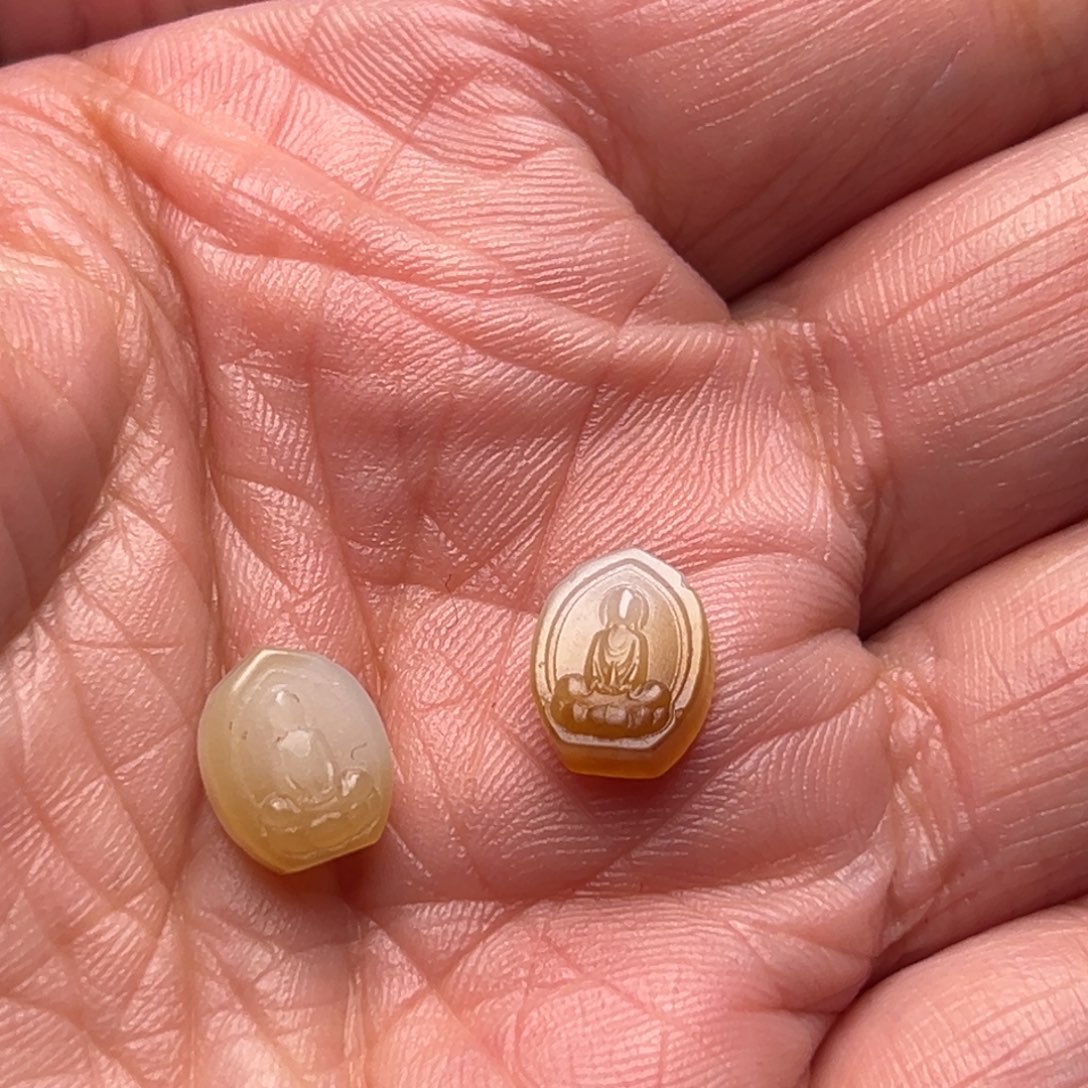 ＠***＠和田玉未镶嵌颈饰